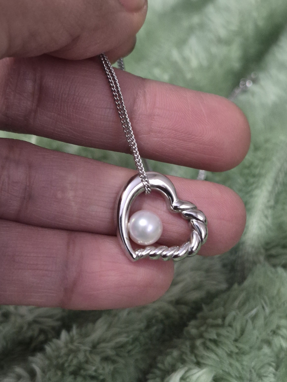 Sterling Silver Heart Pendant Necklace with Akoya Pearl - Picture 3 of 4